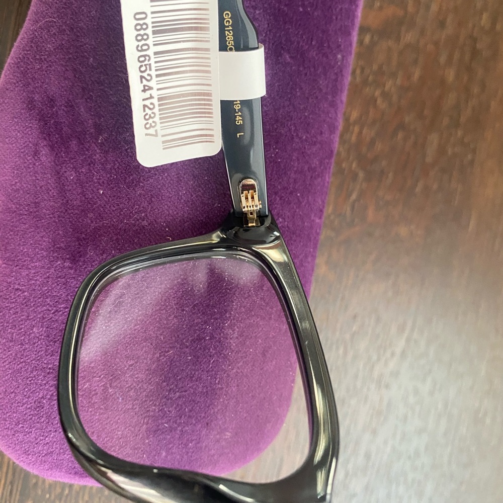 Gucci Opticals - Picture 2 of 5